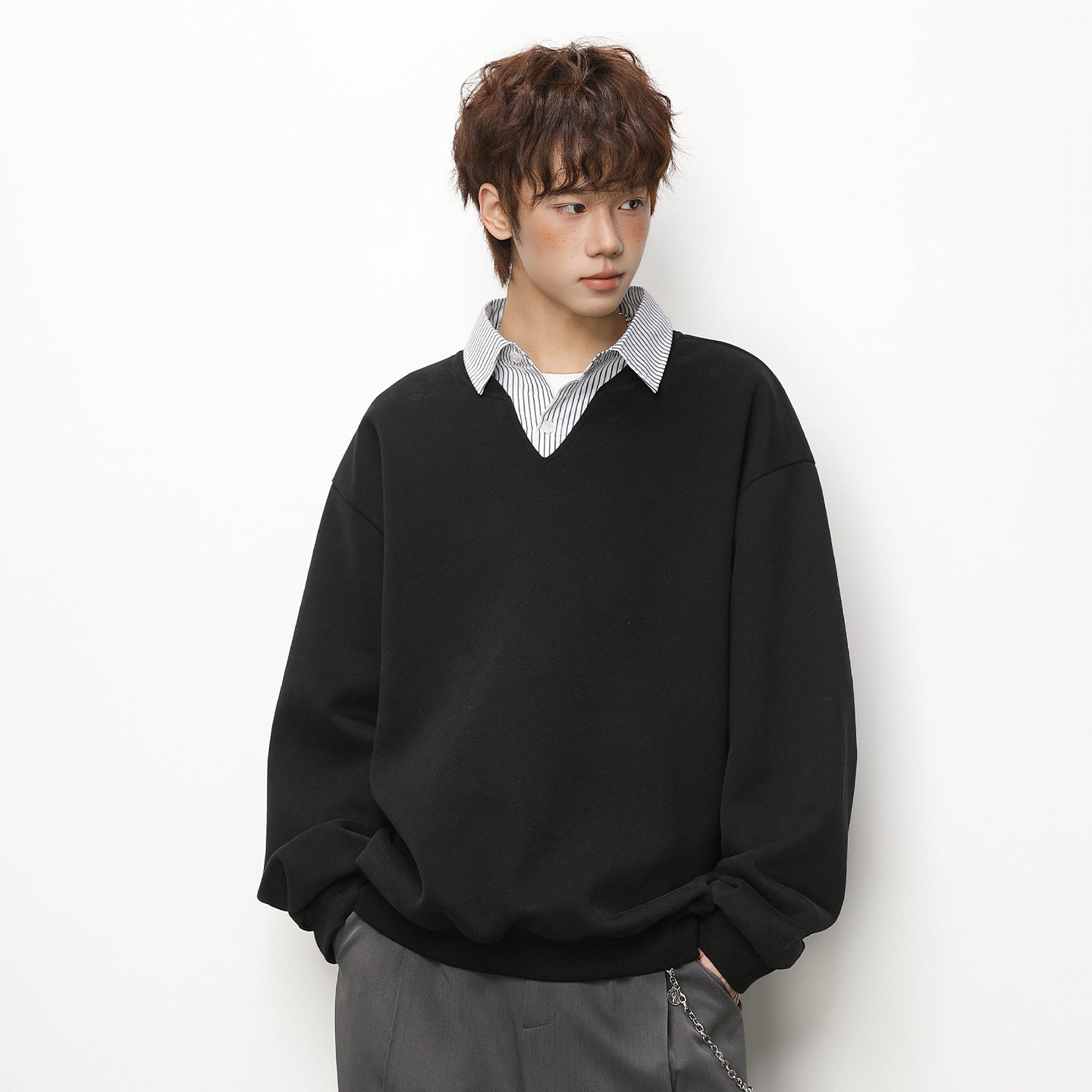Fake two striped shirts V-neck hoodies